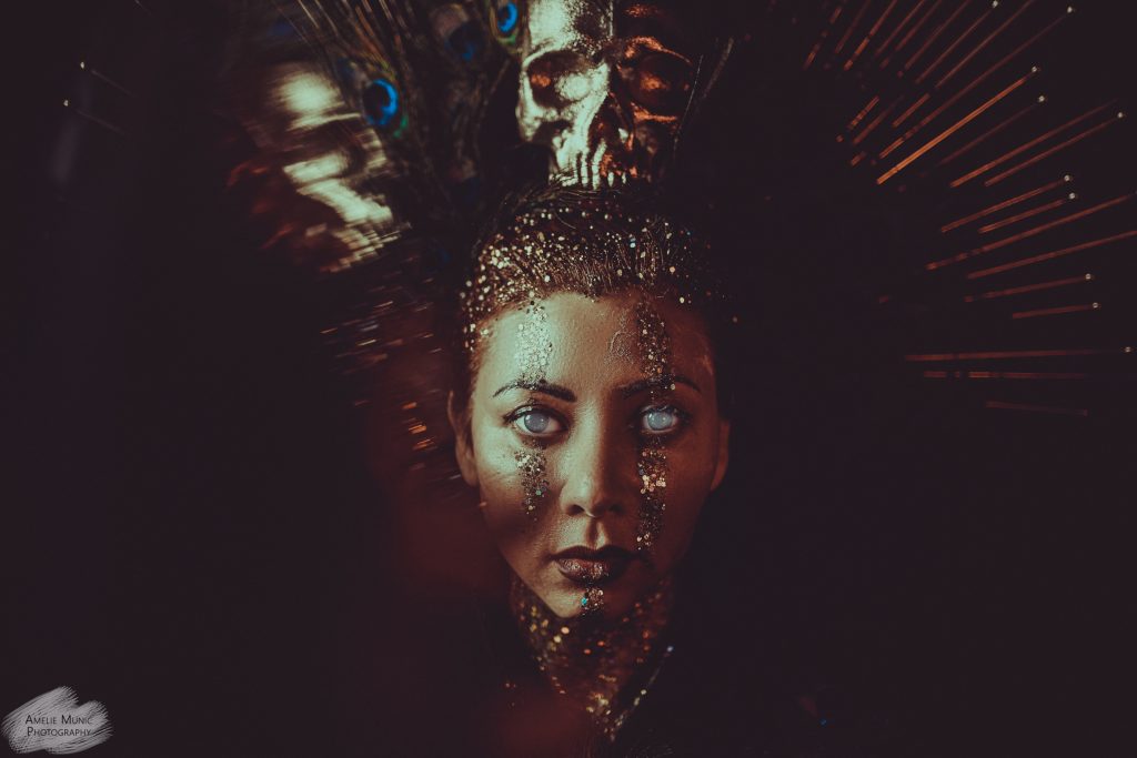 maya-göttin-blind