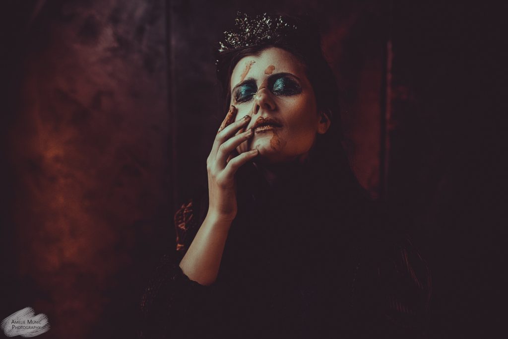 portrait-eines-weiblichen-vampires